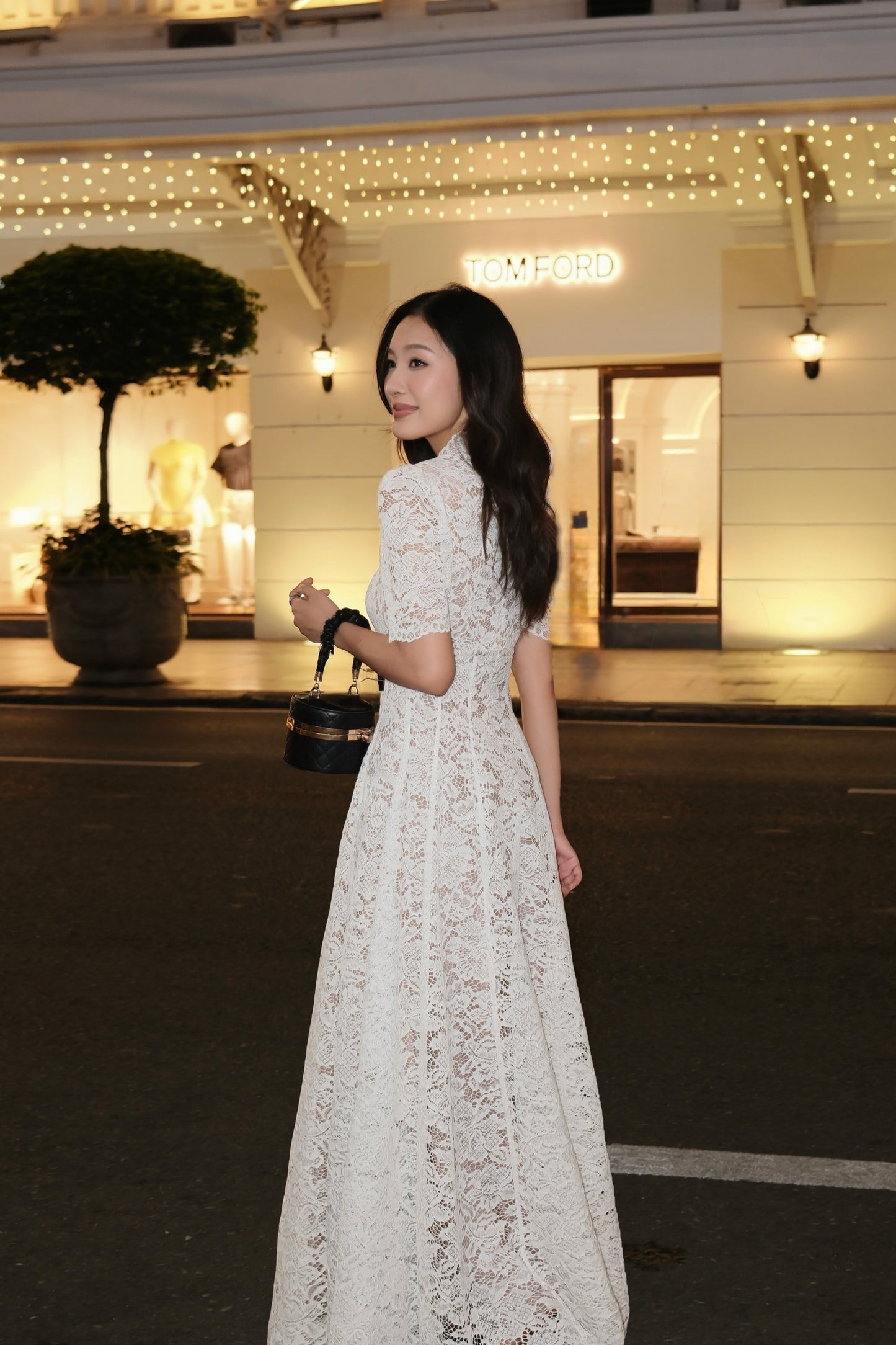 Jennie's Way Lace Dress - white lace