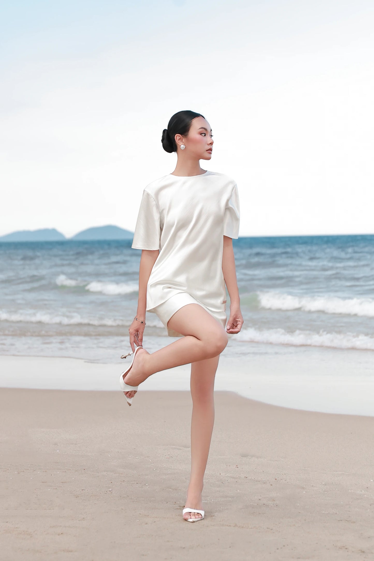 Soya Tea Shirt in cream - styled look