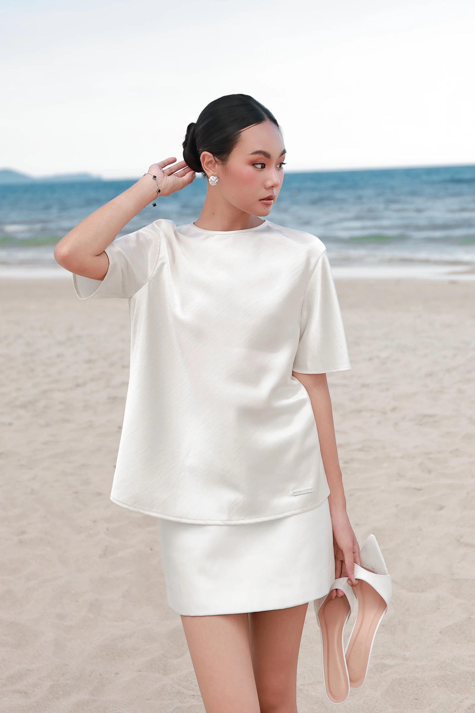 Soya Tea Shirt in cream - three quarter view