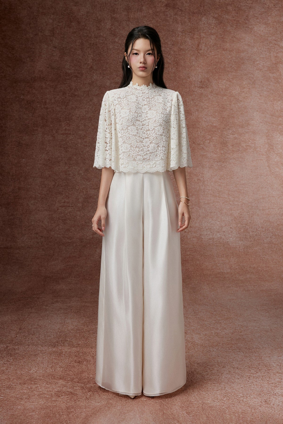 Cream Lace Capelet Set