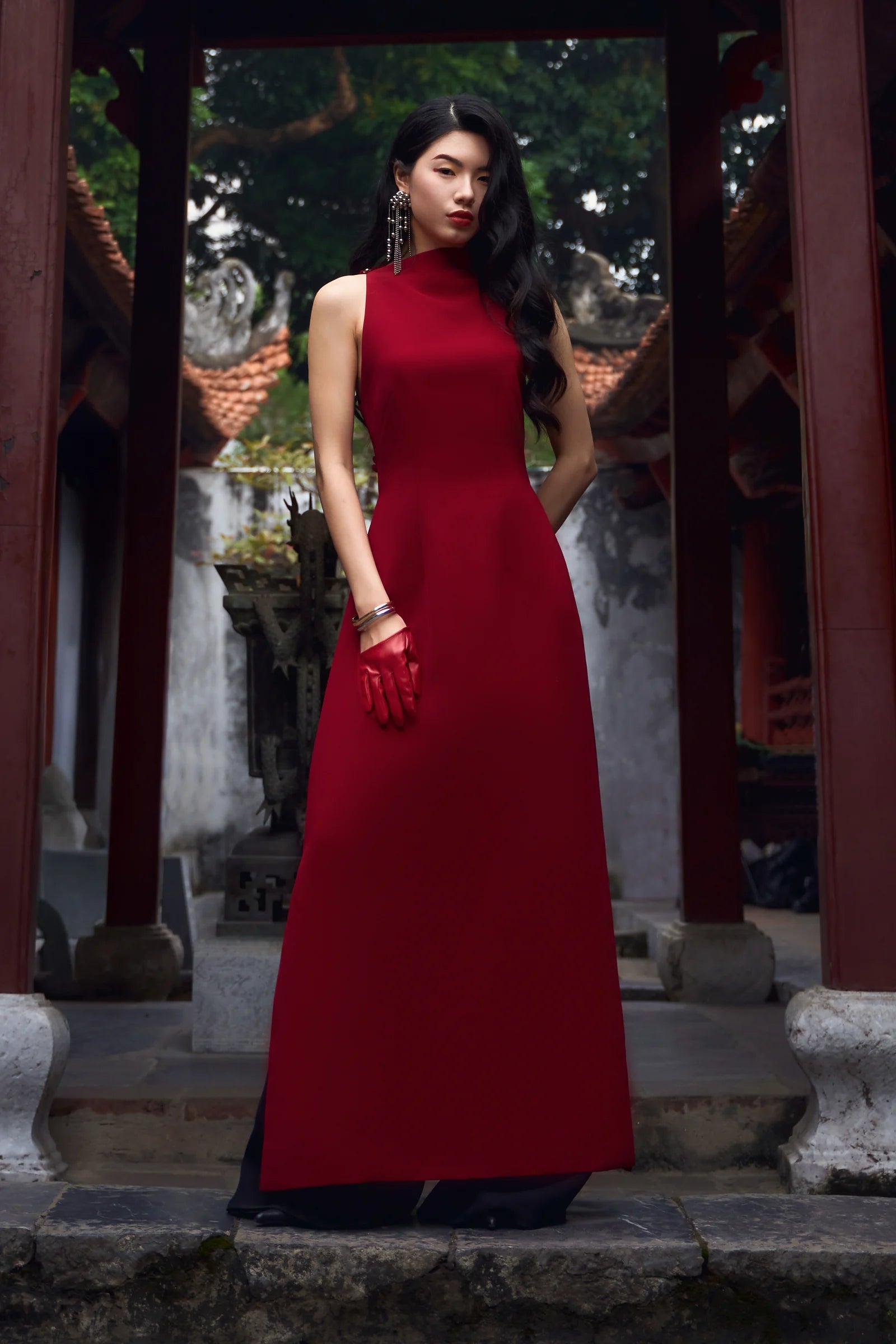 Halter Neck Áo Dài