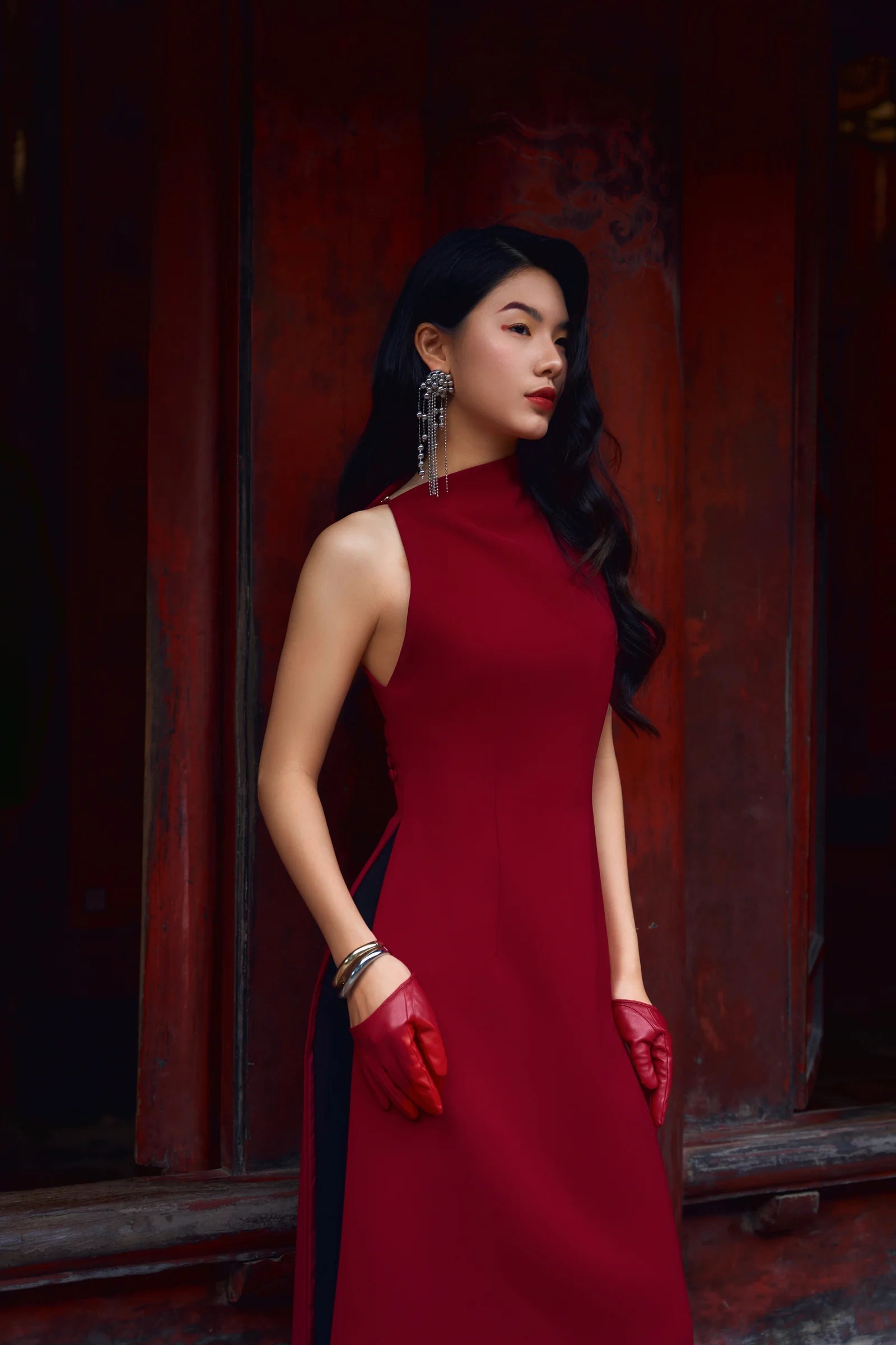 Halter Neck Áo Dài