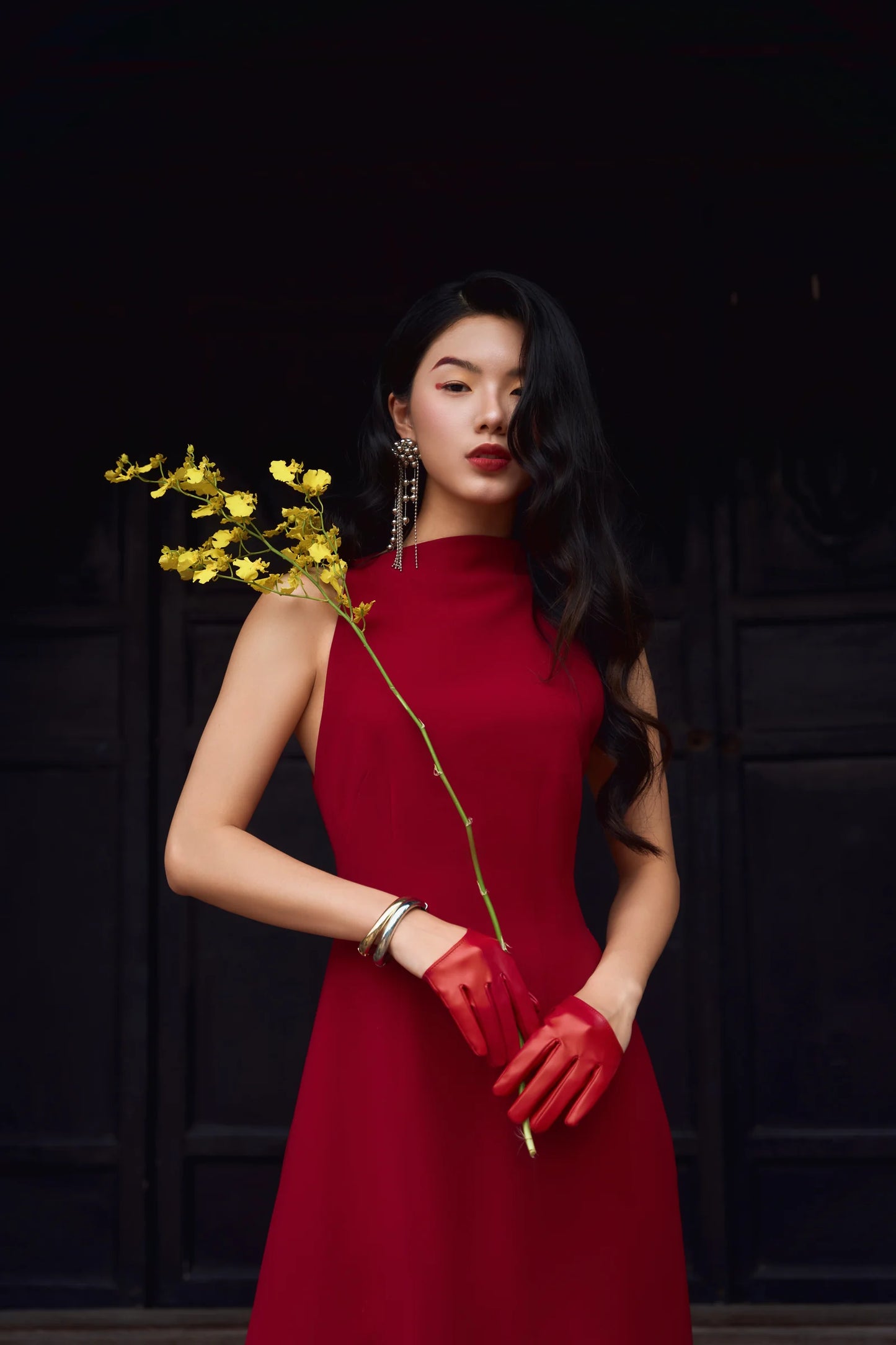 Halter Neck Áo Dài