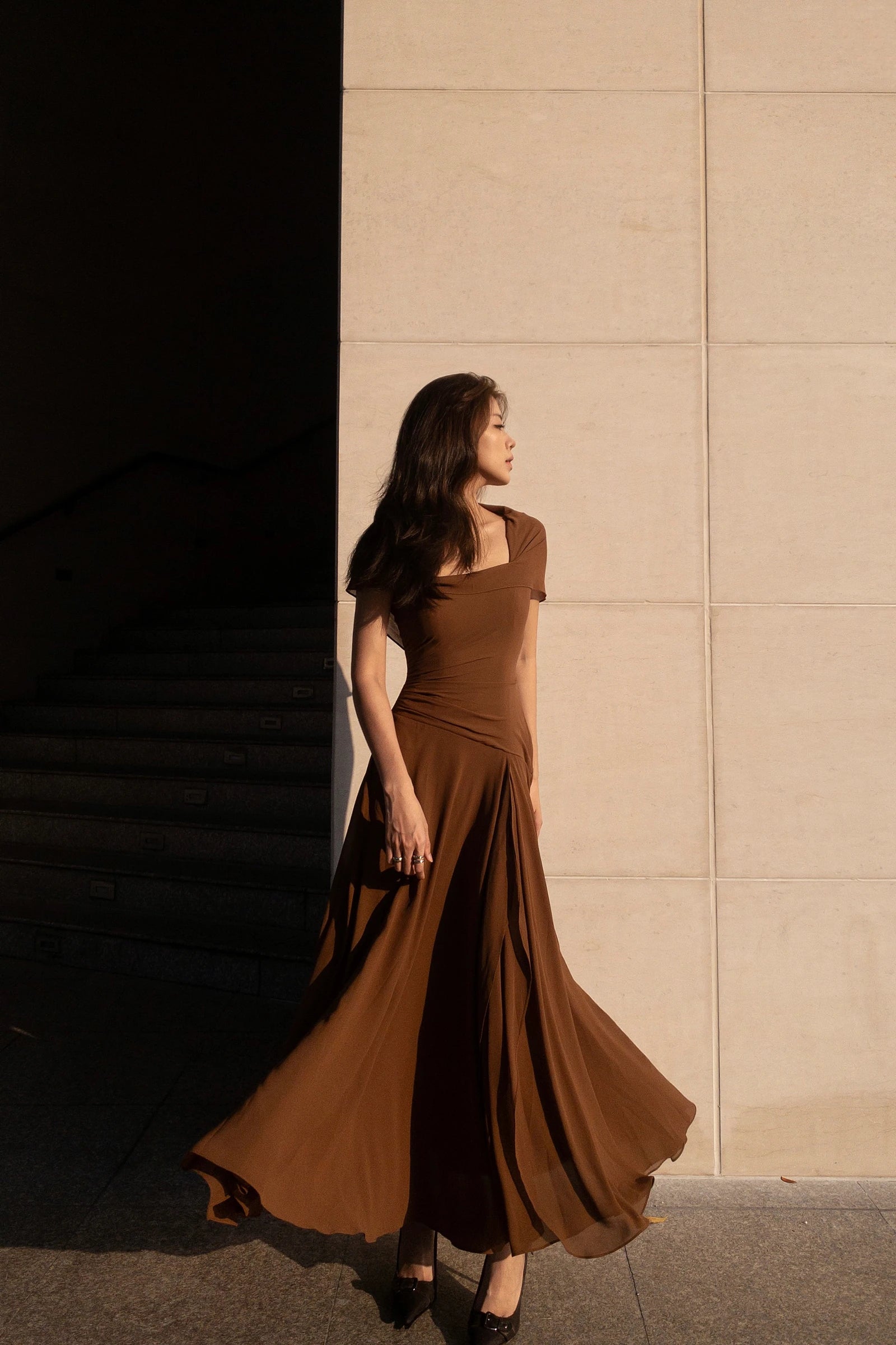 Dune Chiffon Dress in brown - side view