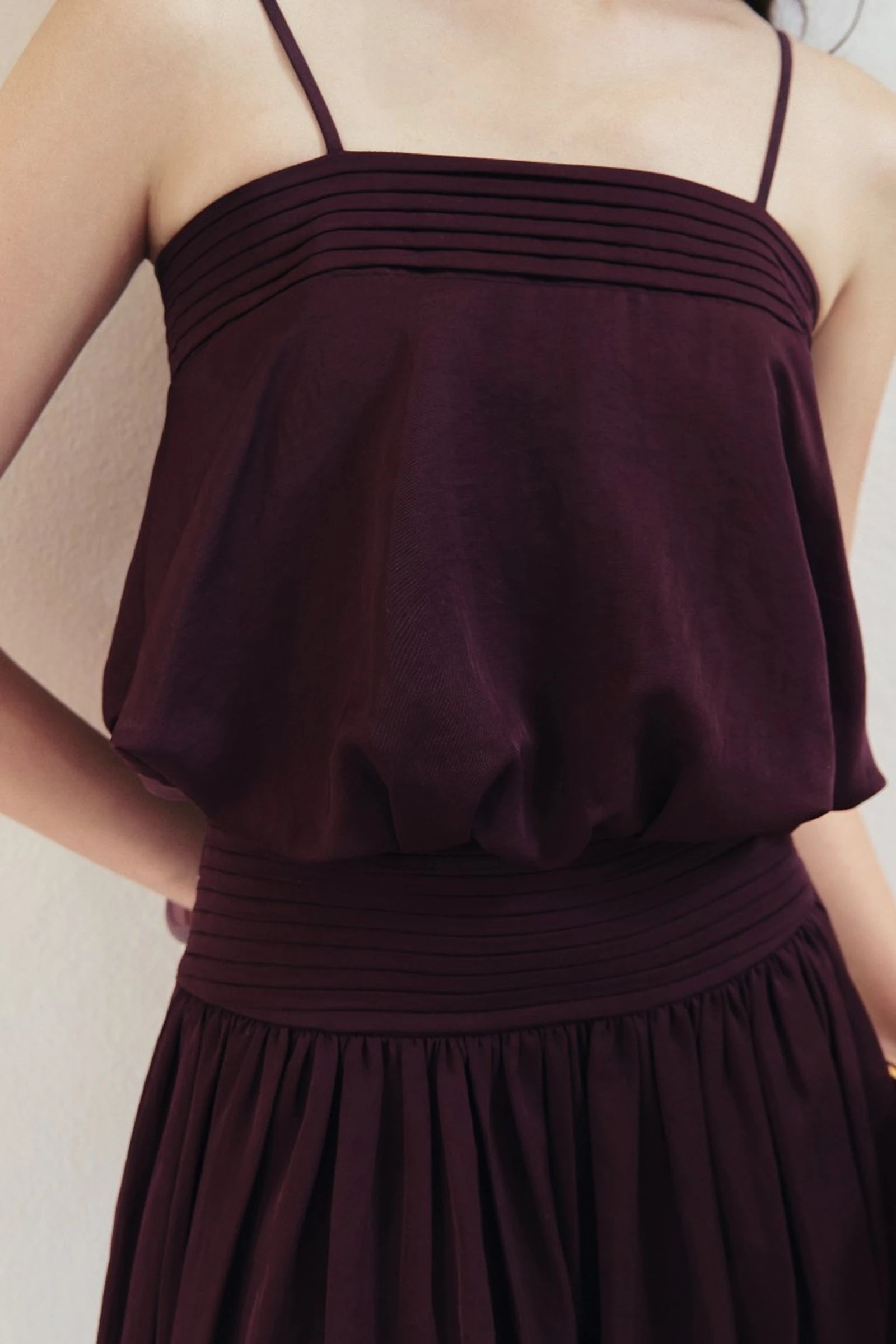 Plummy Blouson Dress